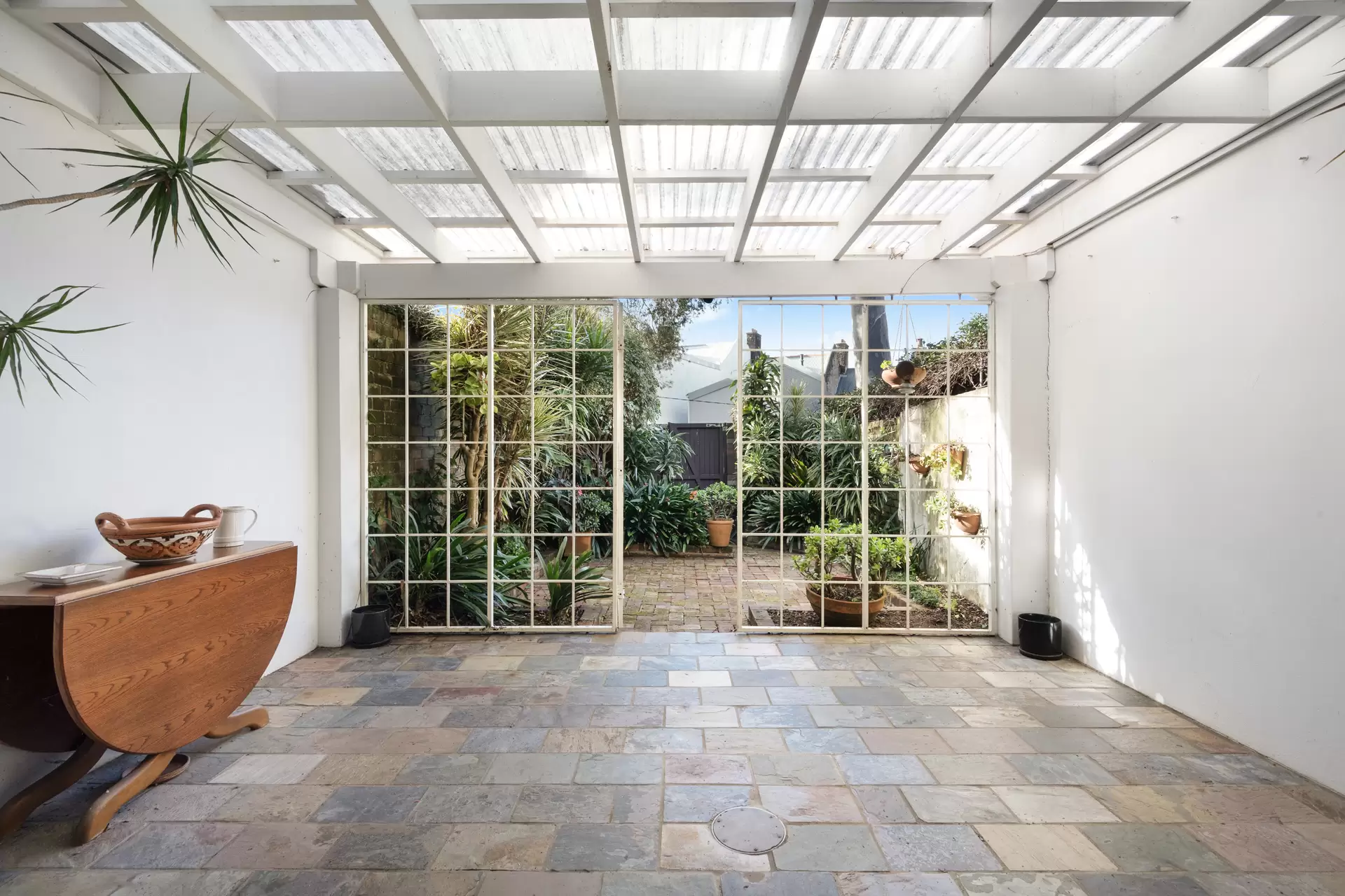 5 Glenview Street, Paddington Tender by Bradfield Badgerfox - image 1