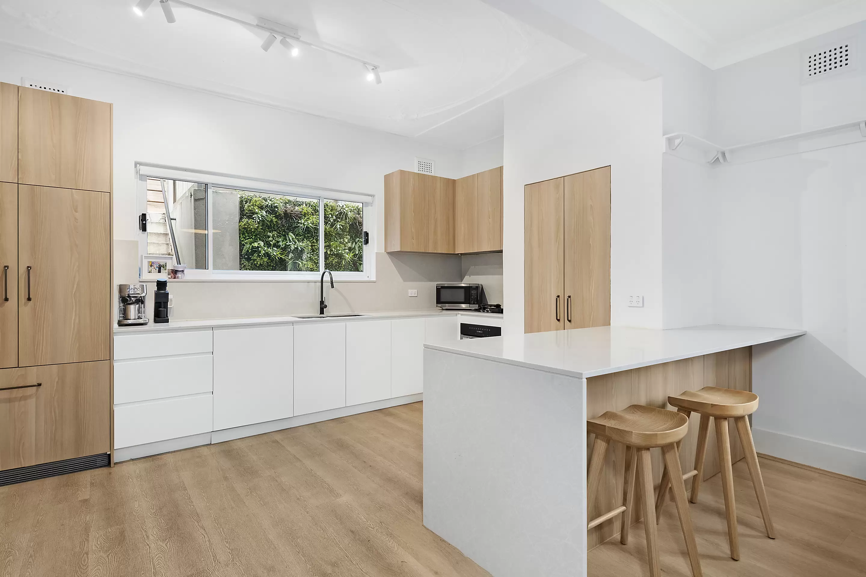 2/129 O'Sullivan Road, Bellevue Hill For Lease by Bradfield Badgerfox - image 1