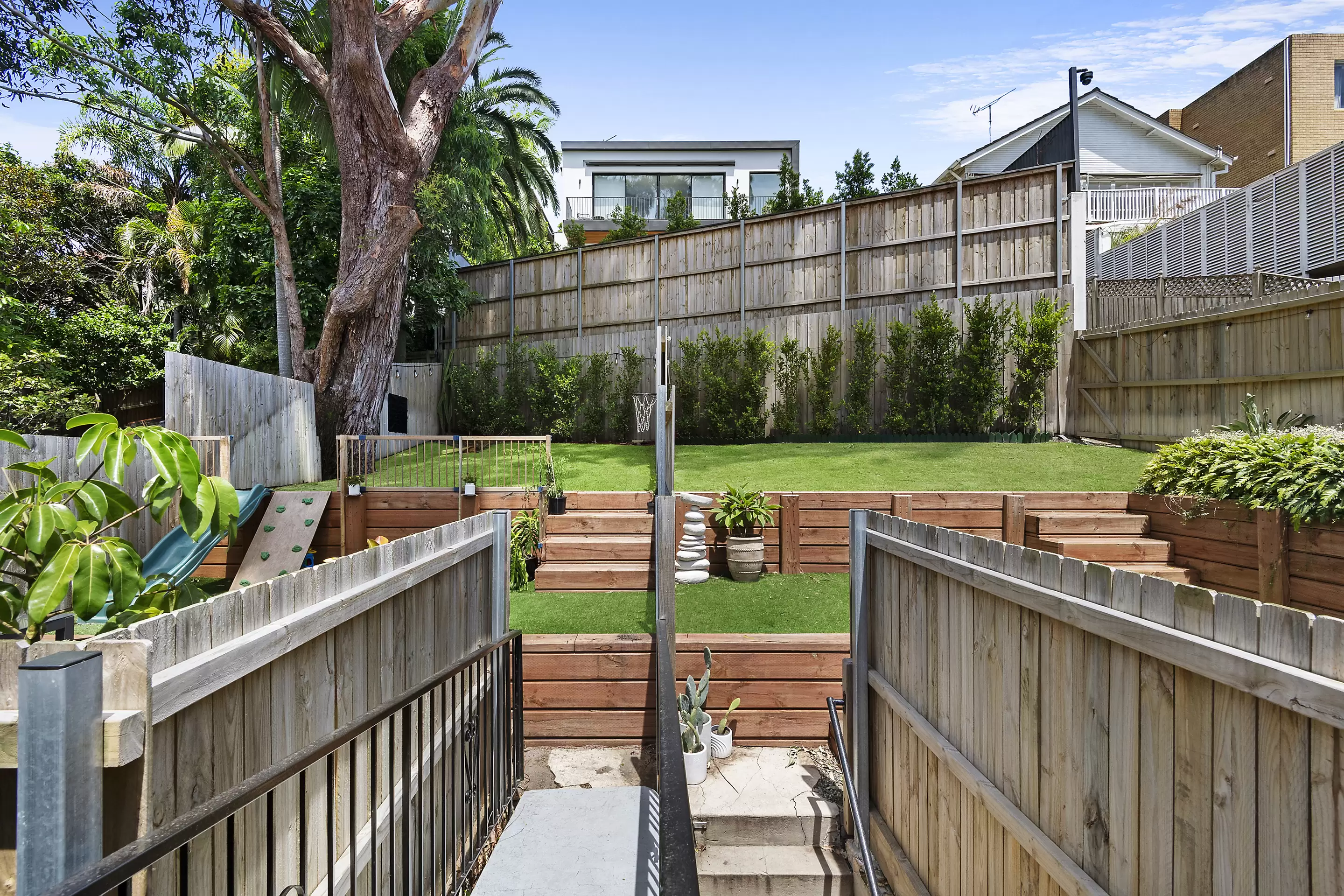 2/129 O'Sullivan Road, Bellevue Hill For Lease by Bradfield Badgerfox - image 1