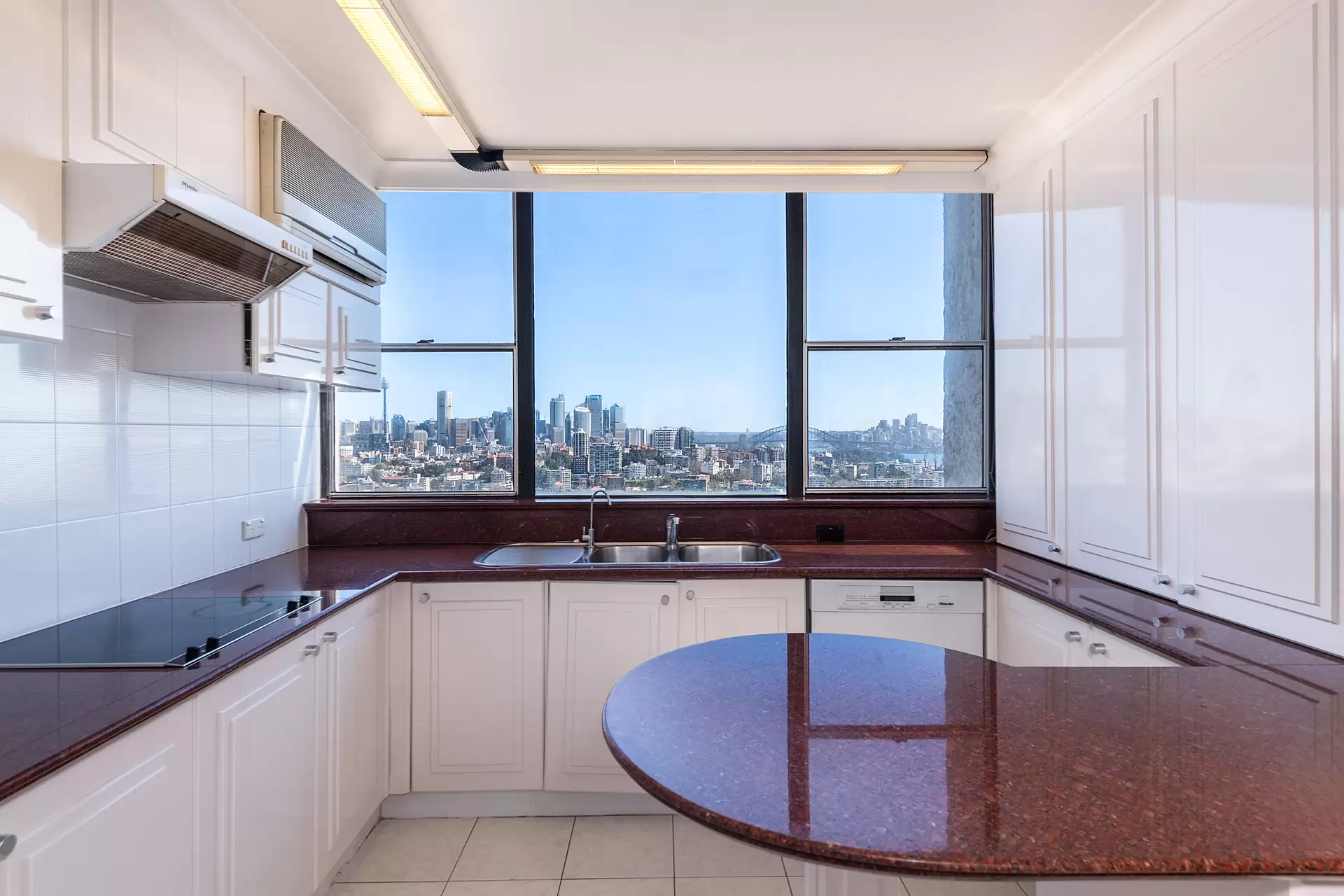 16H/3-17 Darling Point Road, Darling Point Auction by Bradfield Badgerfox - image 1