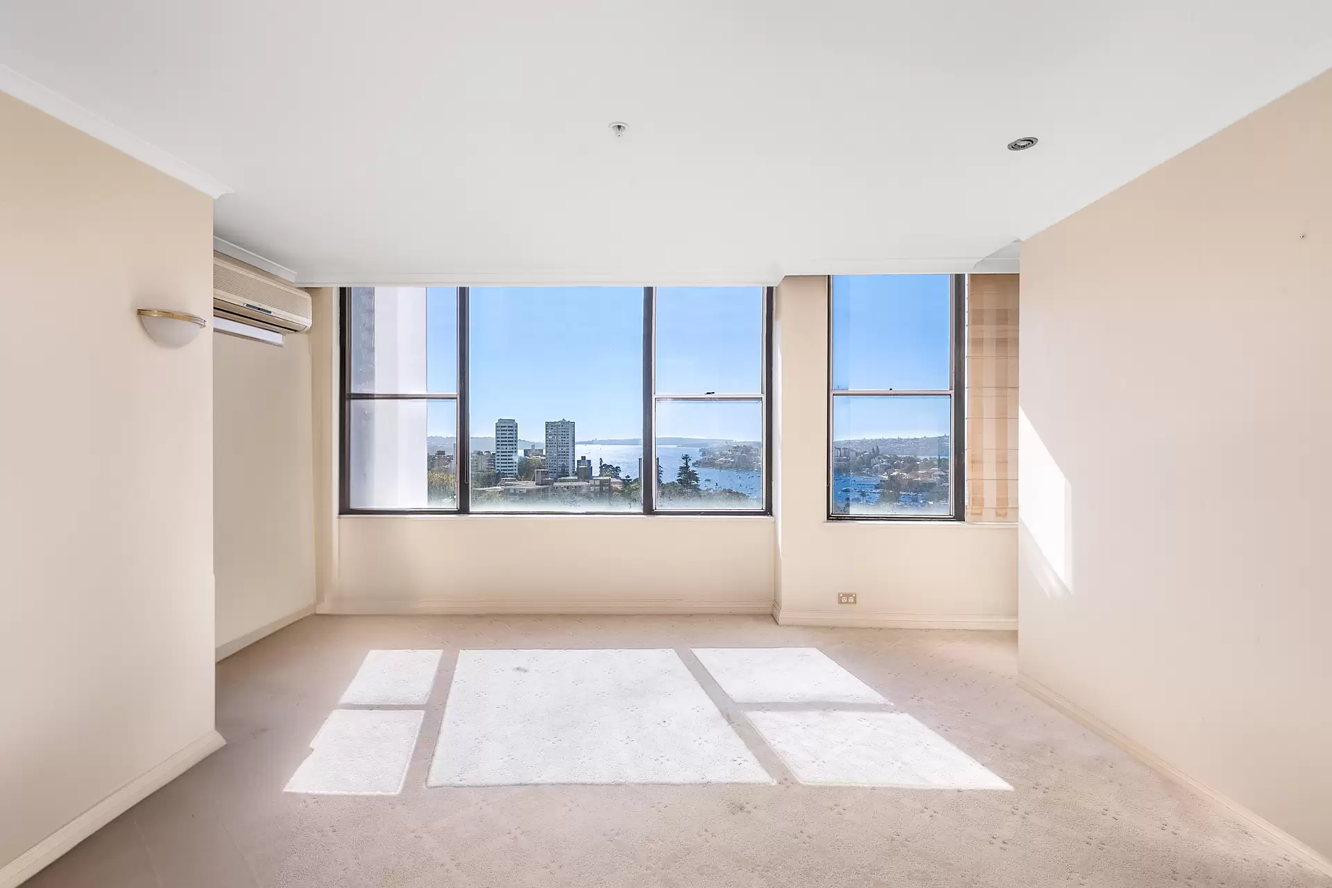 16H/3-17 Darling Point Road, Darling Point Auction by Bradfield Badgerfox - image 1