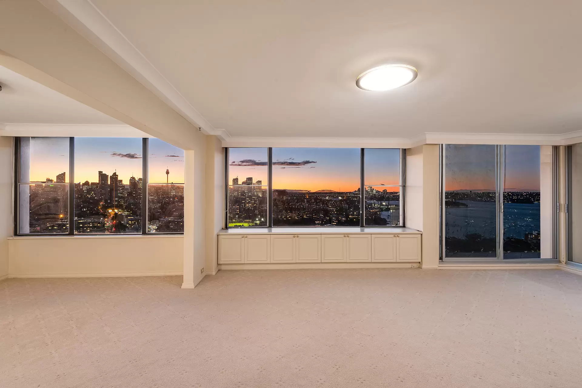 16H/3-17 Darling Point Road, Darling Point Auction by Bradfield Badgerfox - image 1
