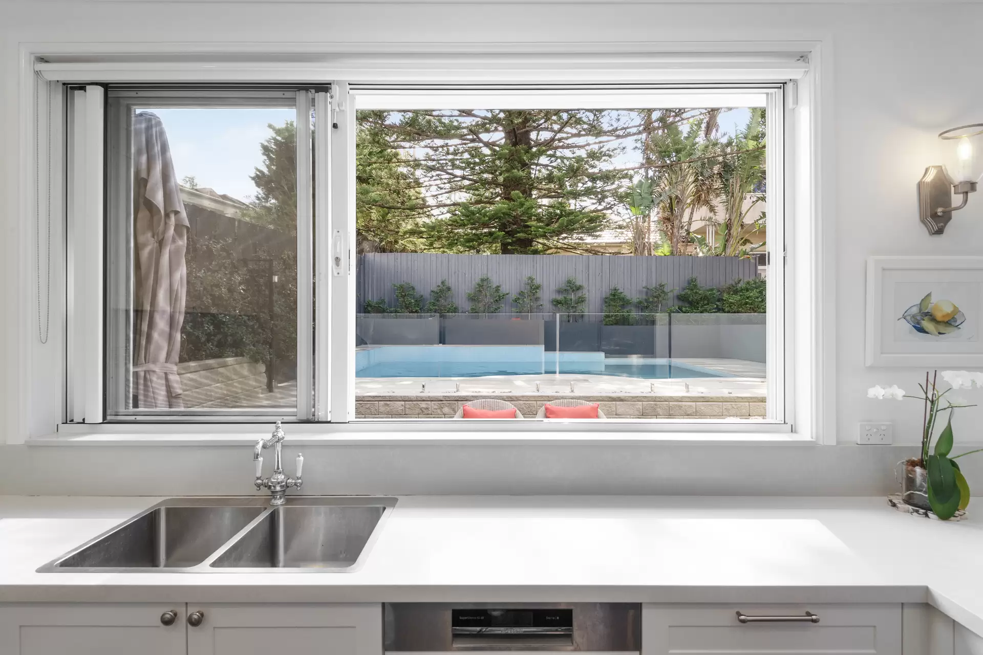 8 Macdonald Street, Vaucluse Auction by Bradfield Badgerfox - image 1
