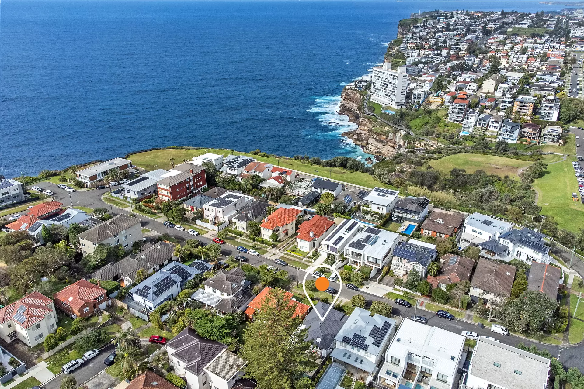 8 Macdonald Street, Vaucluse Auction by Bradfield Badgerfox - image 1