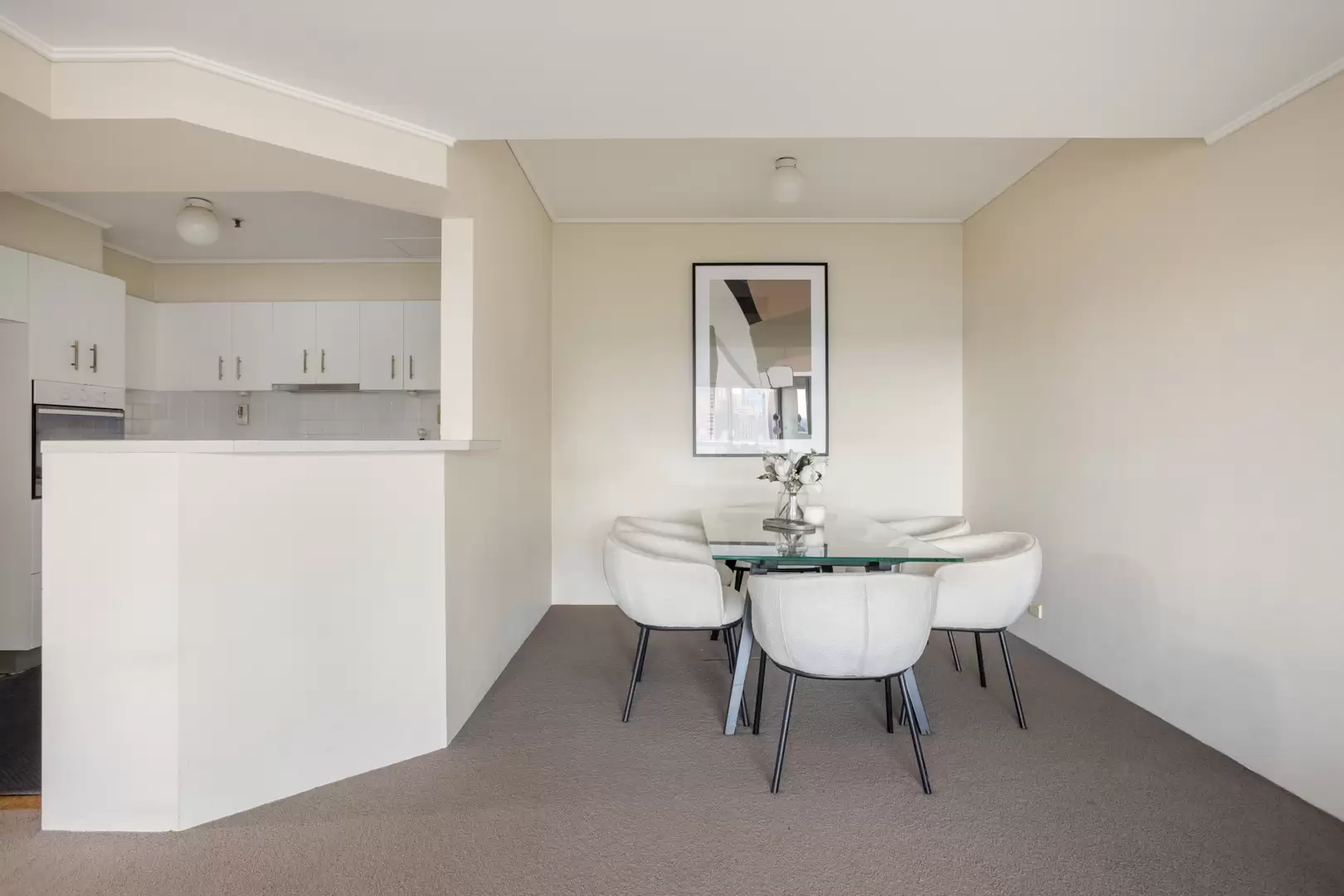 2006/185-211 Liverpool Street, Sydney Auction by Bradfield Badgerfox - image 1