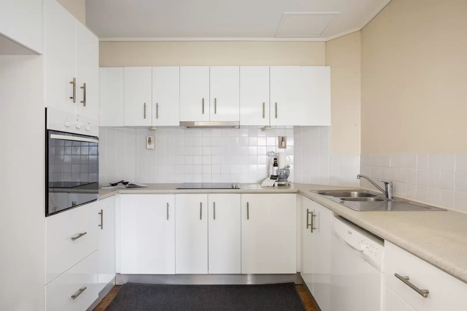 2006/185-211 Liverpool Street, Sydney Auction by Bradfield Badgerfox - image 1