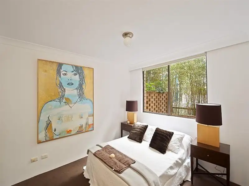 4/17-25 Wentworth Avenue, Surry Hills Sold by Bradfield Badgerfox - image 1