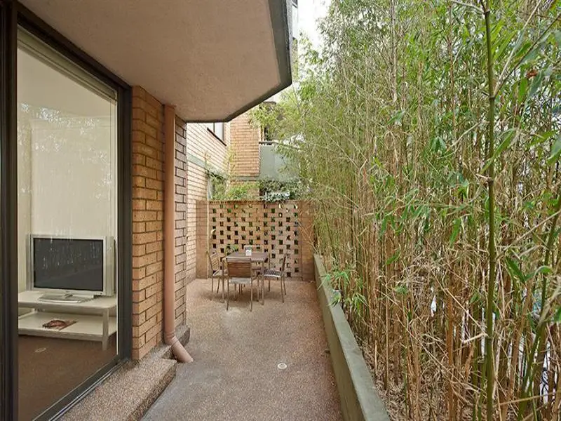 4/17-25 Wentworth Avenue, Surry Hills Sold by Bradfield Badgerfox - image 1