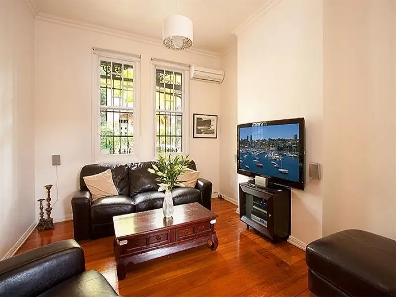 3 West Street, Darlinghurst Sold by Bradfield Badgerfox - image 1