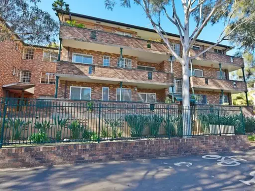 14/292 Chalmers Street, Redfern Sold by Bradfield Badgerfox
