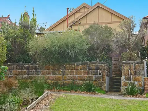 17 Scott Street, Bronte Sold by Bradfield Badgerfox