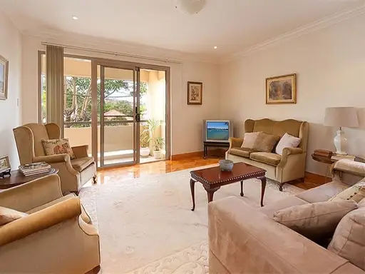 4/34-40 Spencer Street, Rose Bay Sold by Bradfield Badgerfox