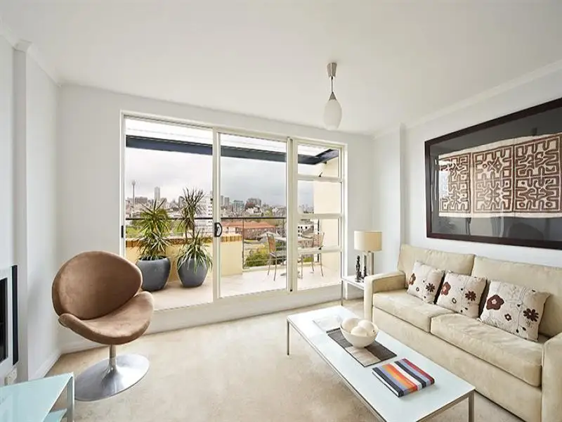 1010/161 New South Head Road, Edgecliff Sold by Bradfield Badgerfox - image 1