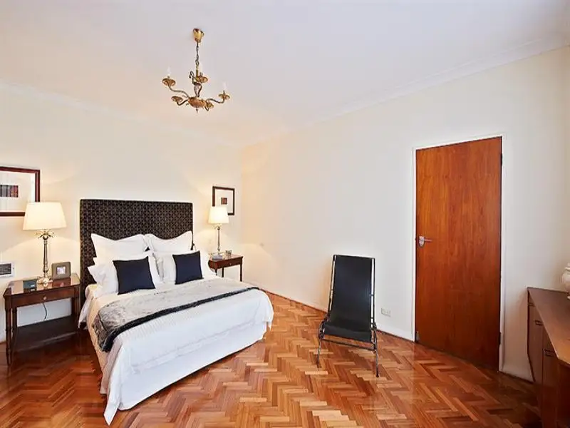 58 Beresford Road, Rose Bay Sold by Bradfield Badgerfox - image 1