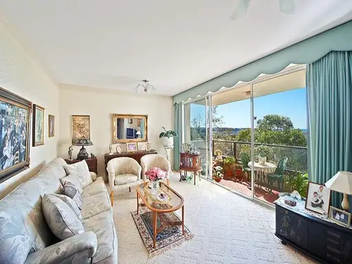 9/2 Ocean Street, Bondi Sold by Bradfield Badgerfox