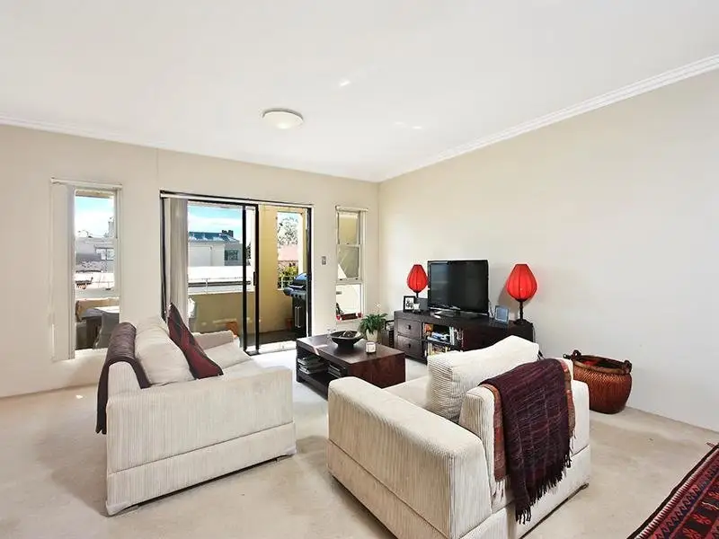 19/306 Bronte Road, Waverley Sold by Bradfield Badgerfox - image 1