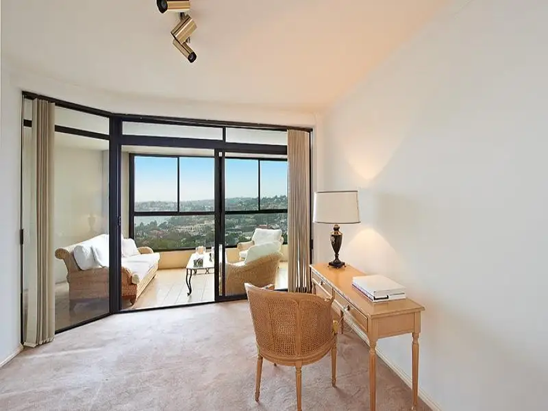 1703/180 Ocean Street, Edgecliff Sold by Bradfield Badgerfox - image 1