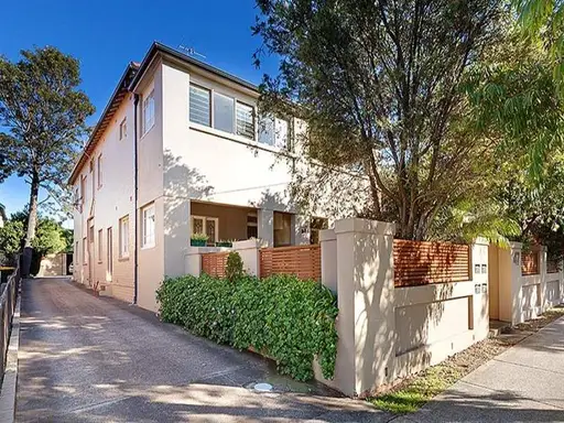 47 Todman Avenue, Kensington Sold by Bradfield Badgerfox
