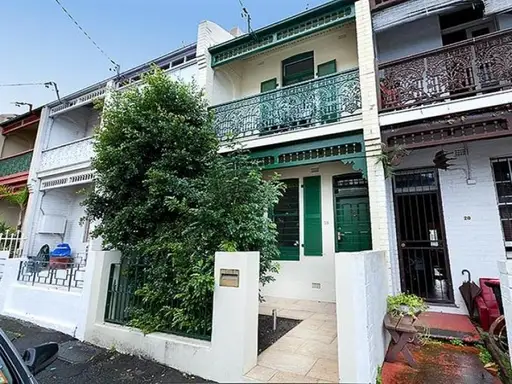 18 Little Comber Street, Darlinghurst Sold by Bradfield Badgerfox