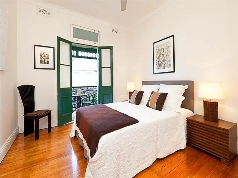 18 Little Comber Street, Darlinghurst Sold by Bradfield Badgerfox - image 1