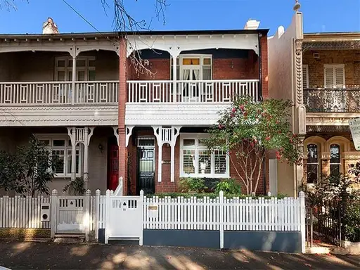 51 Paddington Street, Paddington Sold by Bradfield Badgerfox