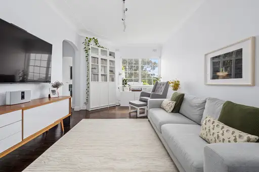 12A/7 Bellevue Park Road, Bellevue Hill Sold by Bradfield Badgerfox
