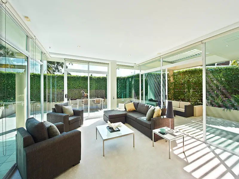 2/515 New South Head Road, Double Bay Sold by Bradfield Badgerfox - image 1