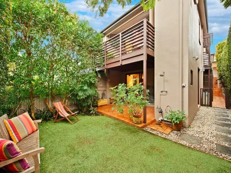 196 Clovelly Road, Clovelly Sold by Bradfield Badgerfox - image 1