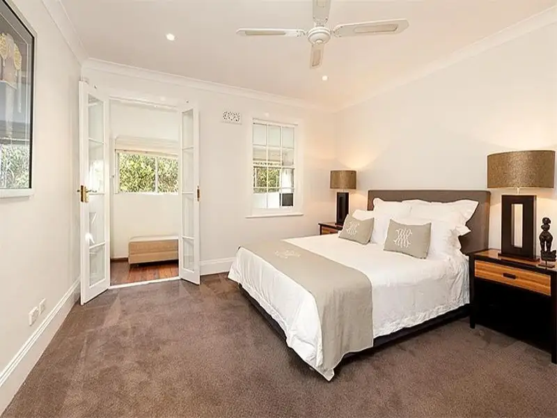 17 Bloomfield Street, Surry Hills Sold by Bradfield Badgerfox - image 1