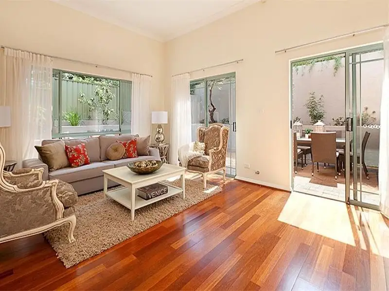 7/141 Oberon Street, Coogee Sold by Bradfield Badgerfox - image 1