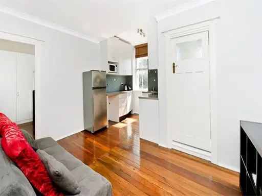 5/227 Crown Street, Darlinghurst Sold by Bradfield Badgerfox