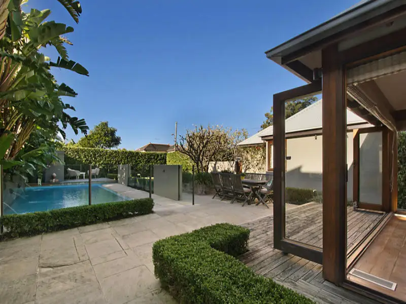 22 Virginia Street, Kensington Sold by Bradfield Badgerfox - image 1