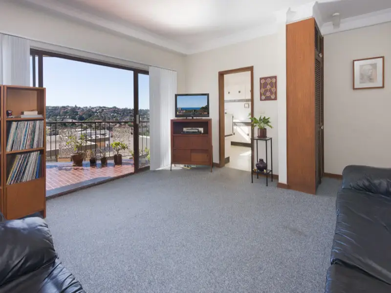 13/9 Dudley Street, Coogee Sold by Bradfield Badgerfox - image 1