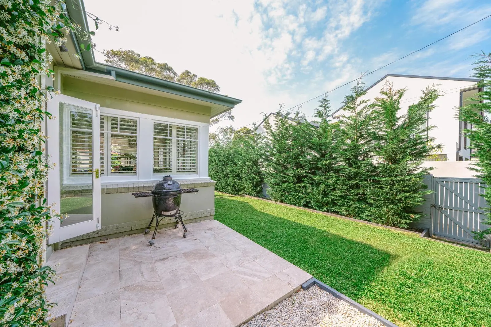 39a The Crescent, Vaucluse Sold by Bradfield Badgerfox - image 1