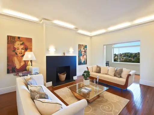 9/410 Edgecliff Road, Woollahra Sold by Bradfield Badgerfox