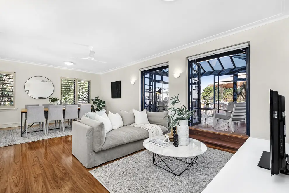 10/35-39 William Street, Double Bay Sold by Bradfield Badgerfox - image 1