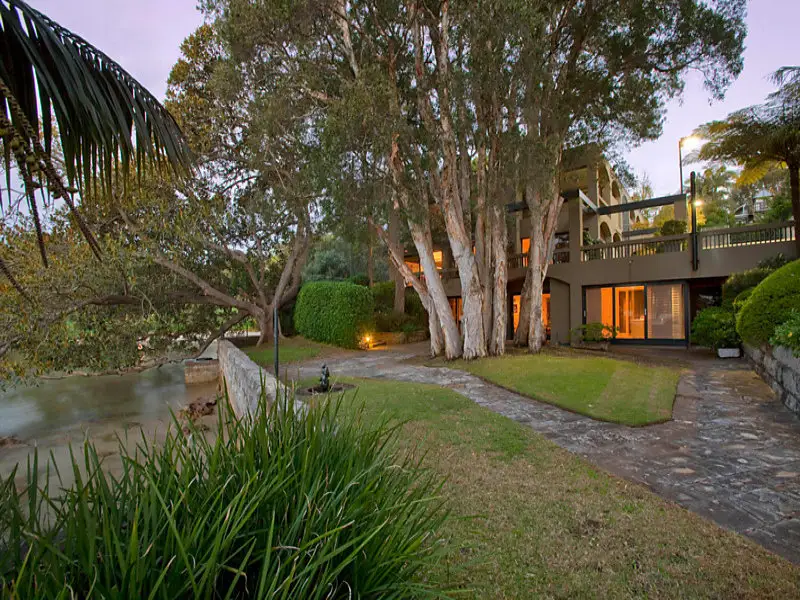 1A Loch Maree Place, Vaucluse Sold by Bradfield Badgerfox - image 1