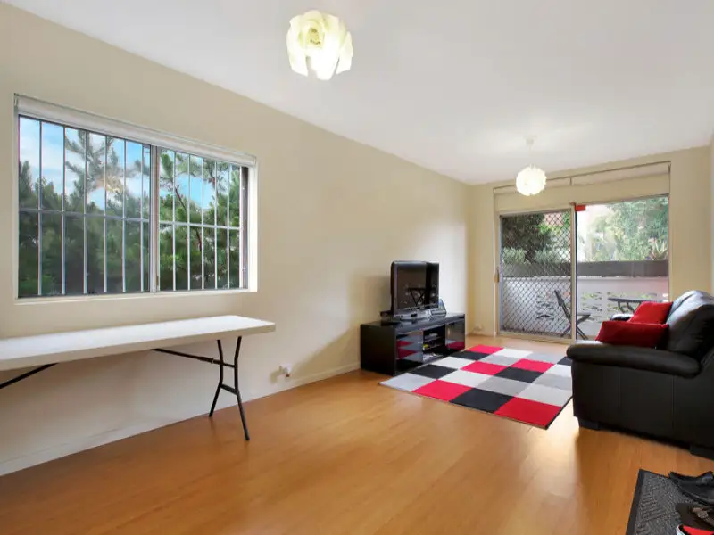 1/158 Oberon Street, Coogee Sold by Bradfield Badgerfox - image 1