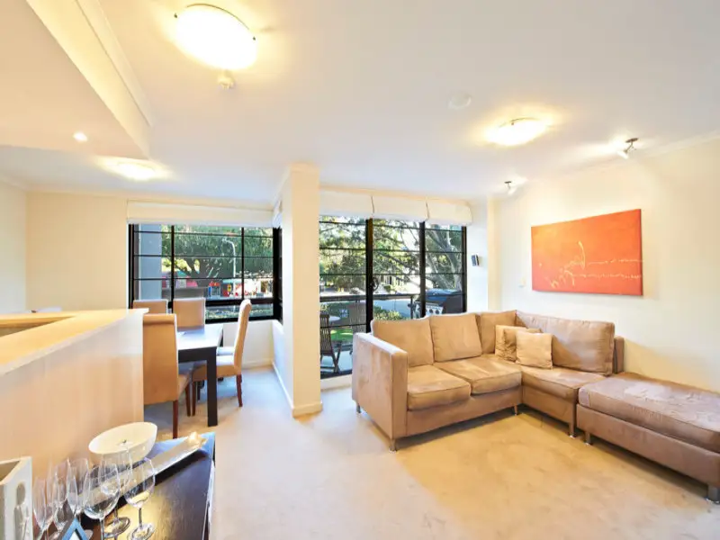 1/107 Darling Point Road, Darling Point Sold by Bradfield Badgerfox - image 1