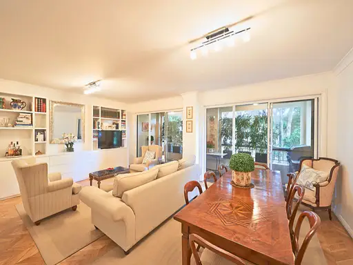 14/11 Young Street, Paddington Sold by Bradfield Badgerfox