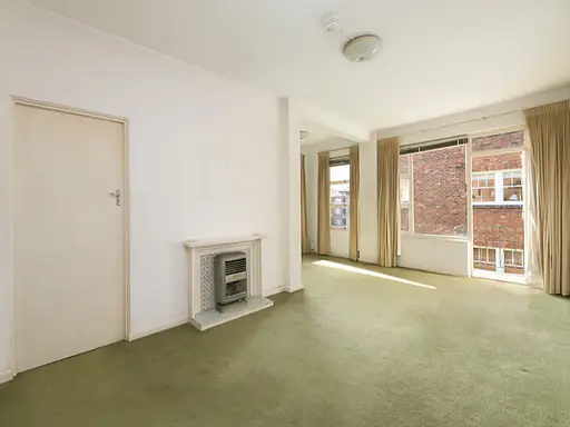 18/6 Holt Street, Double Bay Sold by Bradfield Badgerfox
