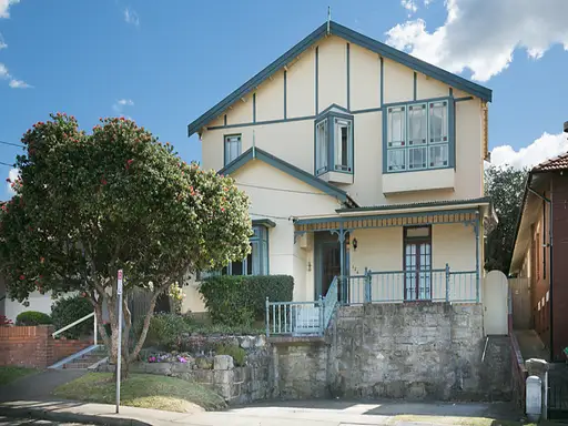 126 Arden Street, Coogee Sold by Bradfield Badgerfox