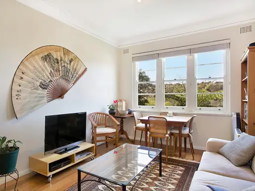 6/9 Attunga Street, Woollahra Sold by Bradfield Badgerfox