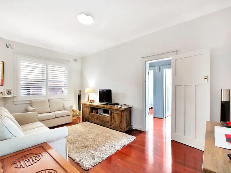 4/524 New South Head Road, Double Bay Sold by Bradfield Badgerfox - image 1