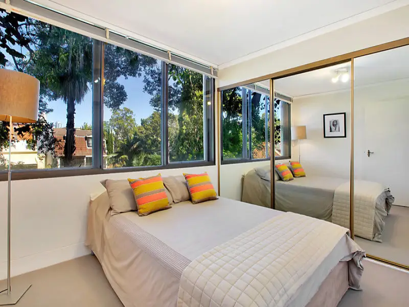 1/501 Glenmore Road, Edgecliff Sold by Bradfield Badgerfox - image 1