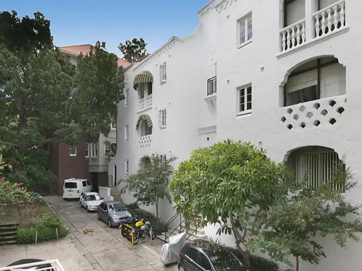 5/172 New South Head Road, Edgecliff Sold by Bradfield Badgerfox
