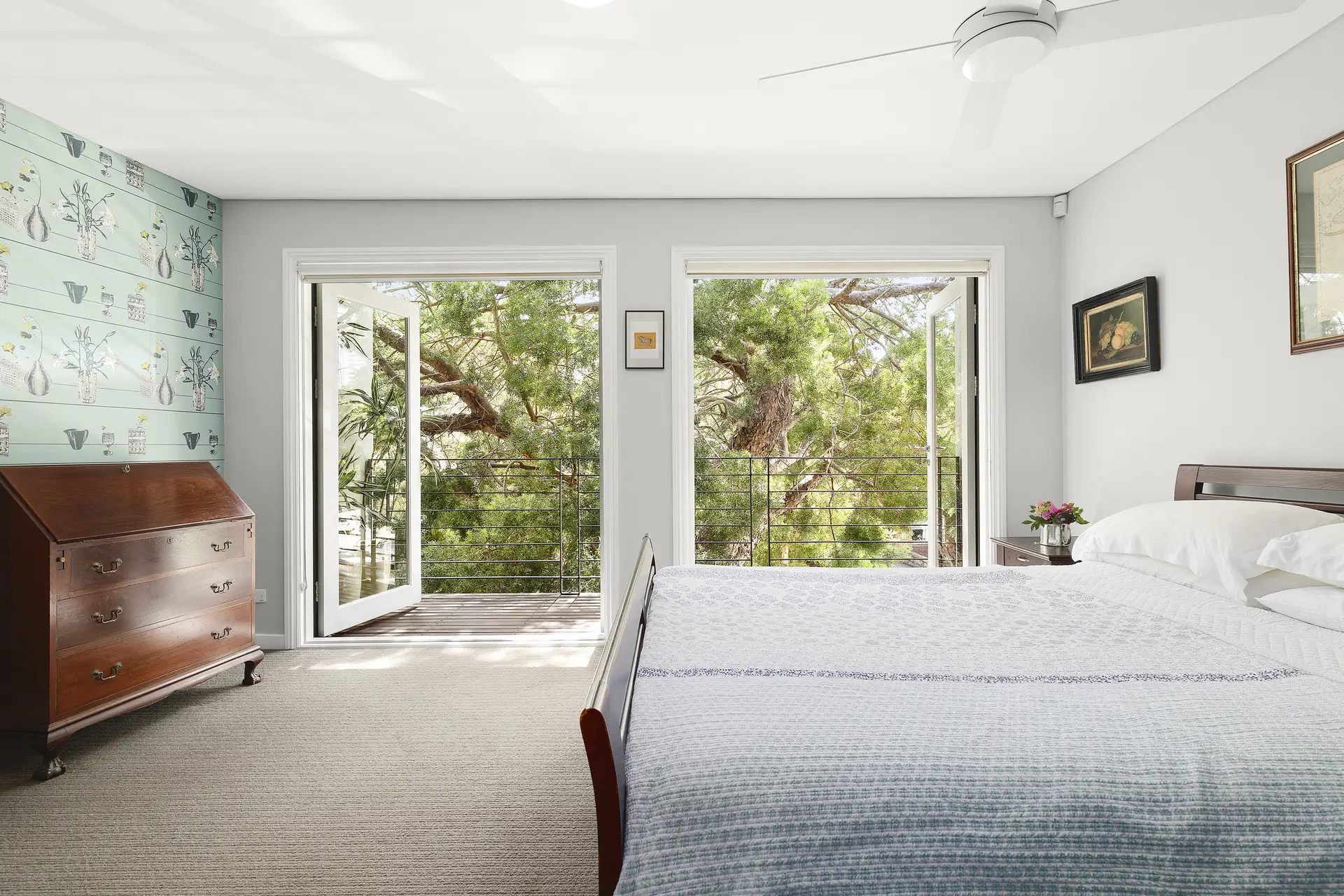 306 Edgecliff Road, Woollahra Sold by Bradfield Badgerfox - image 1