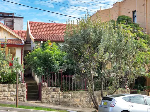 2/292 Arden Street, Coogee Sold by Bradfield Badgerfox