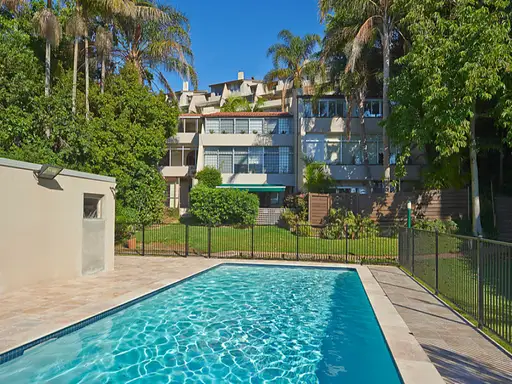 11/317 Edgecliff Road, Woollahra Sold by Bradfield Badgerfox