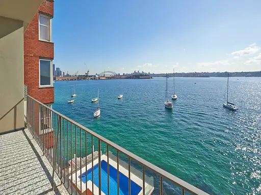 19/85 Yarranabbe Road, Darling Point Sold by Bradfield Badgerfox